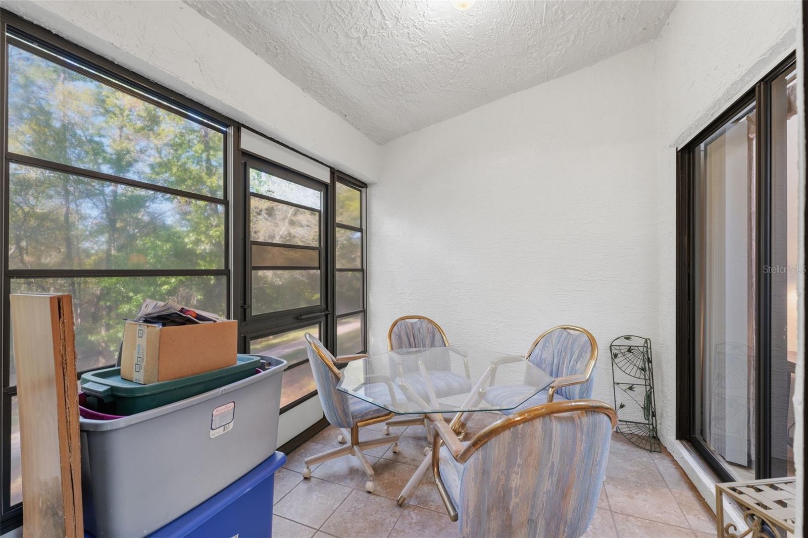 Listing photo id 18 for 9484 Nakoma Way 9484