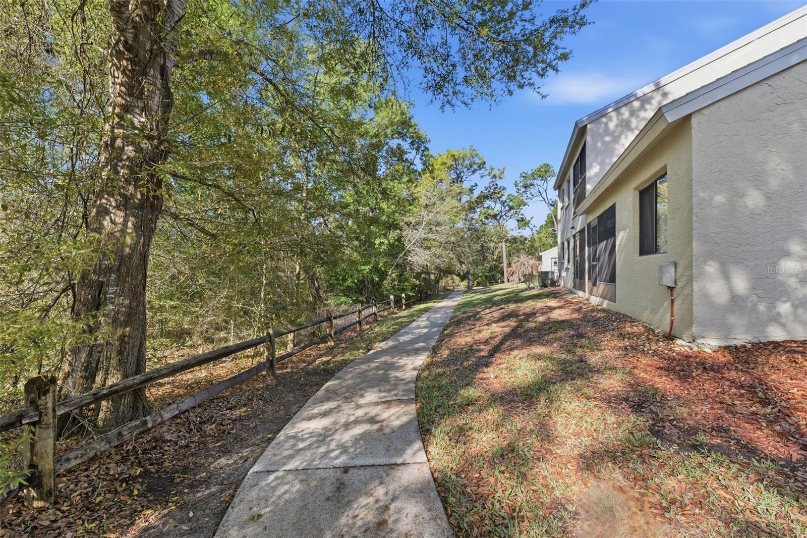 Listing photo id 21 for 9484 Nakoma Way 9484