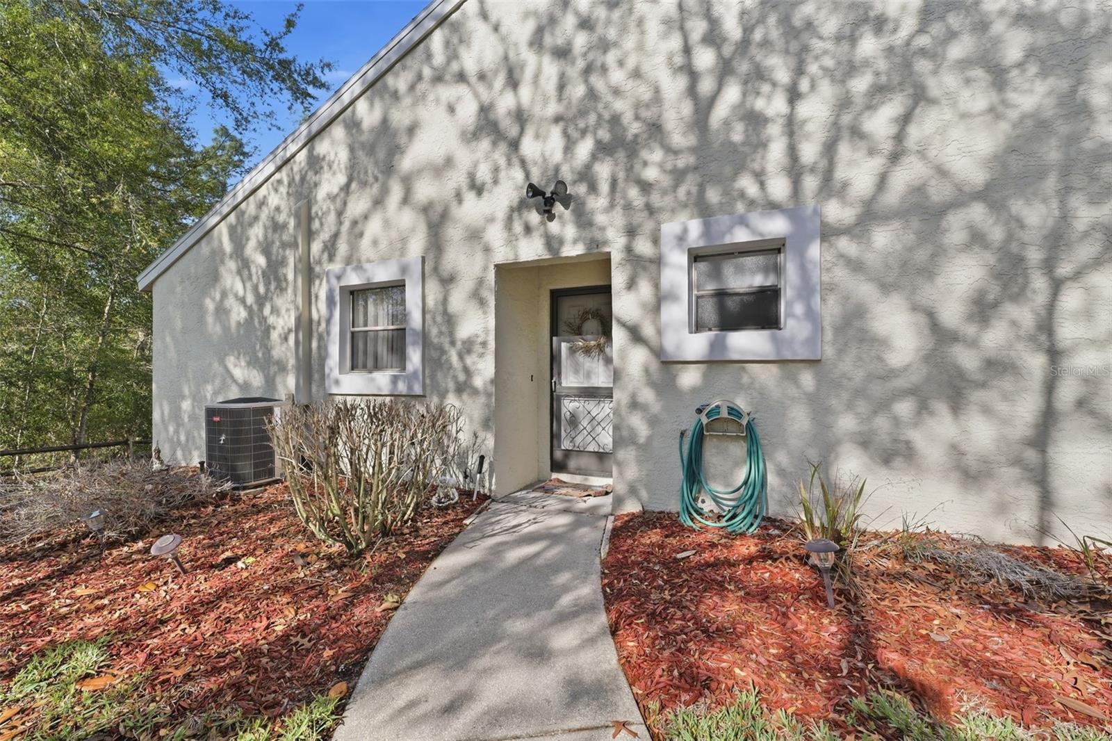 Listing photo id 1 for 9484 Nakoma Way 9484