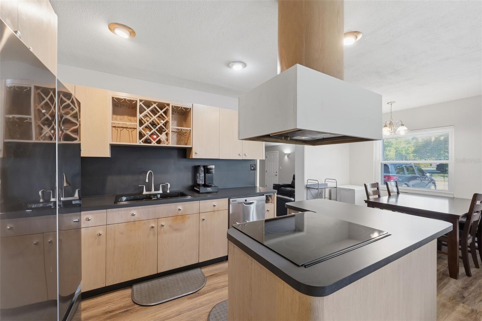 Image 15 of 51 For 8001 Ola Avenue