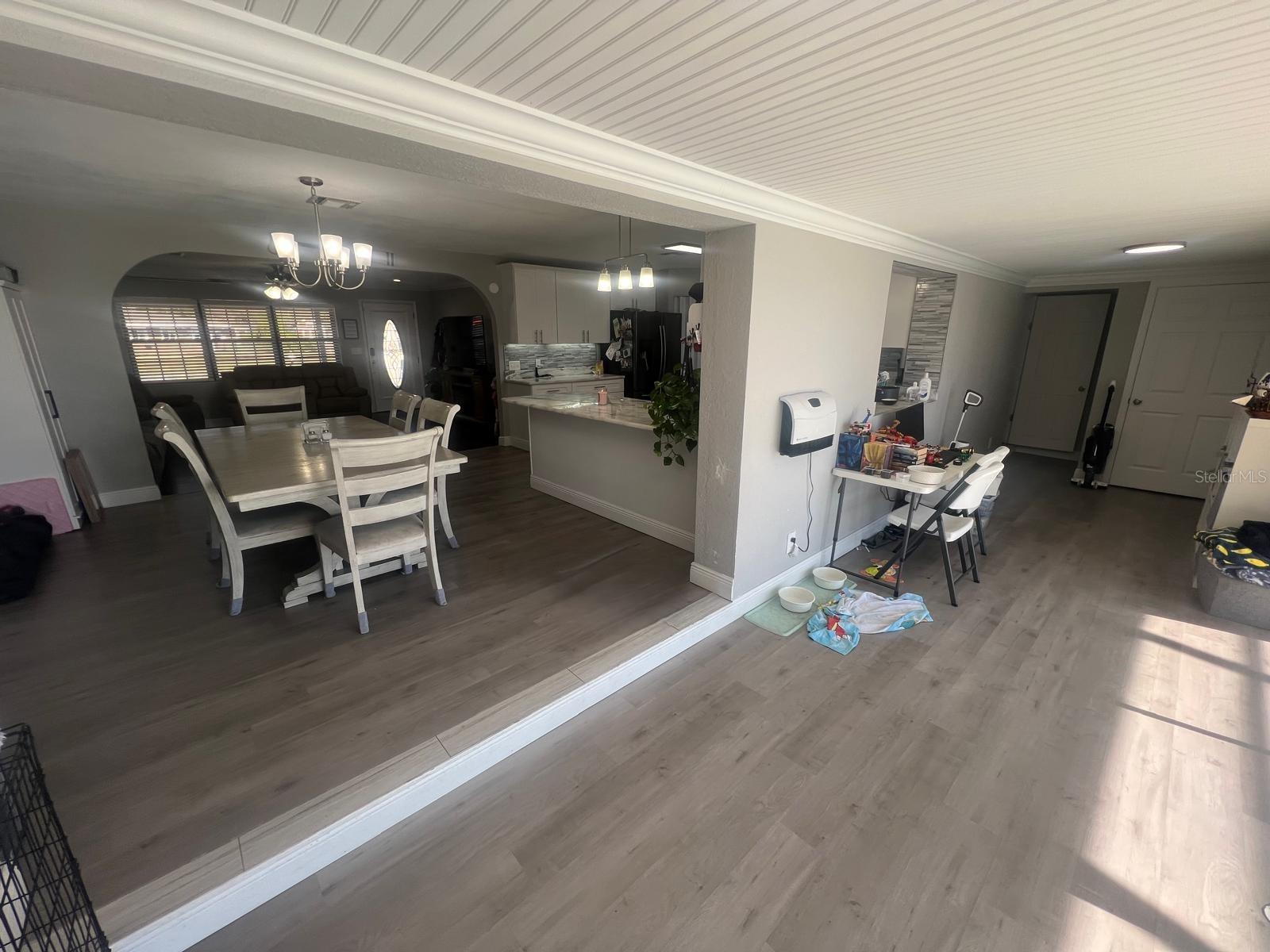 Image 12 of 38 For 510 Windermere Drive