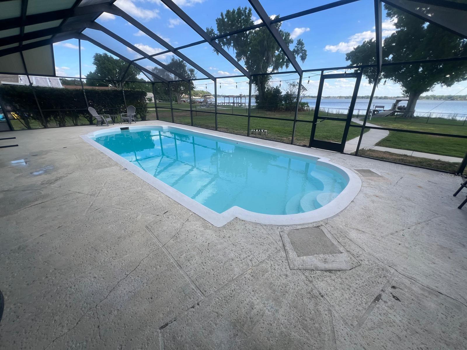 Image 15 of 38 For 510 Windermere Drive