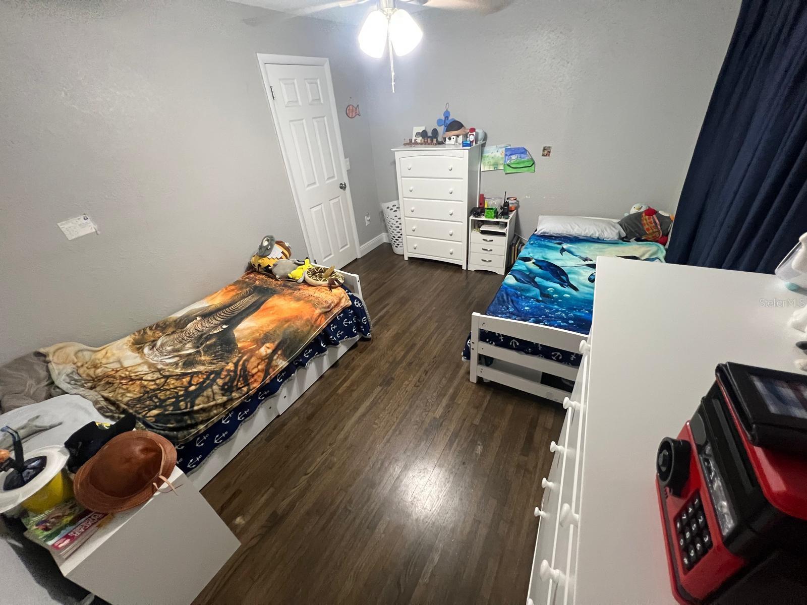 Image 22 of 38 For 510 Windermere Drive