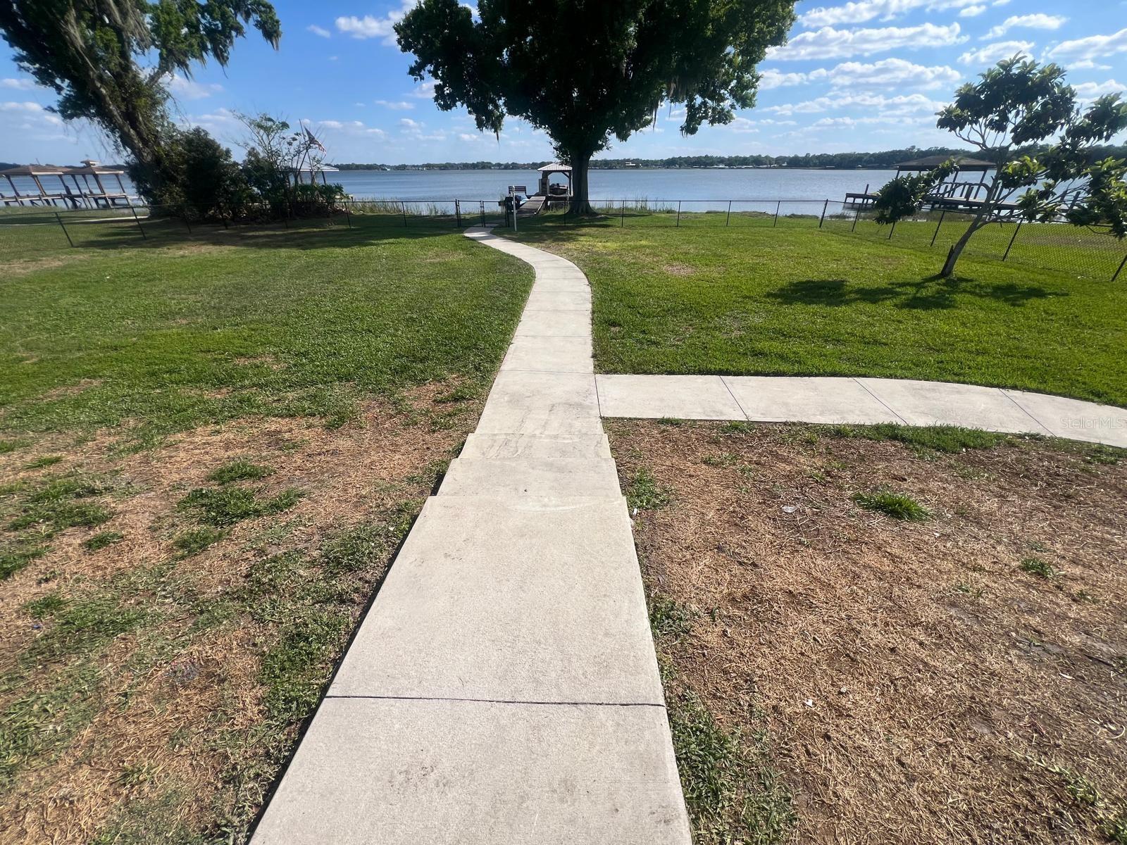 Image 32 of 38 For 510 Windermere Drive