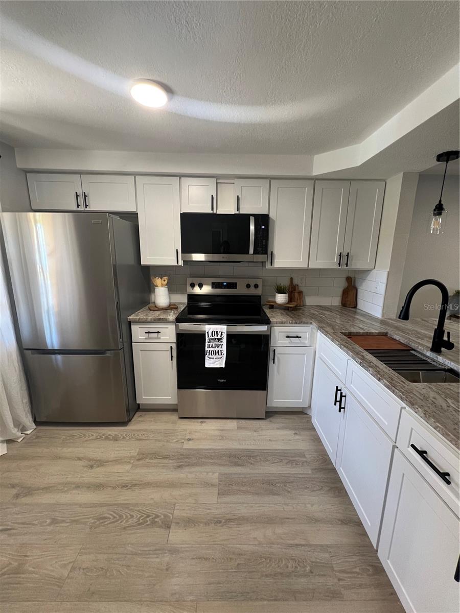 Image 2 of 15 For 4117 Hampton Drive