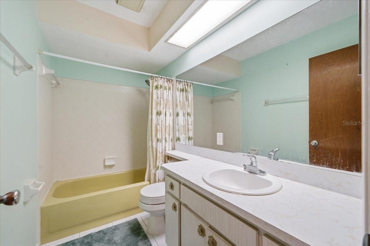 Image 12 of 18 For 6307 Kingway Lane