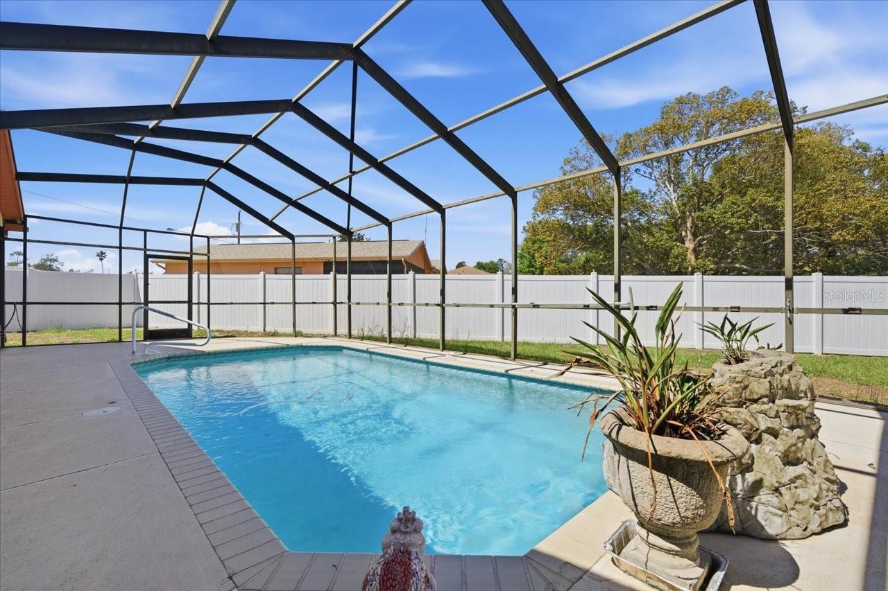 Image 2 of 18 For 6307 Kingway Lane