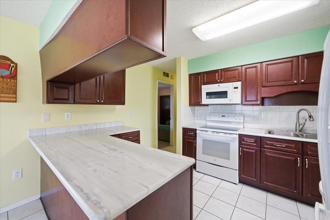 Image 6 of 18 For 6307 Kingway Lane