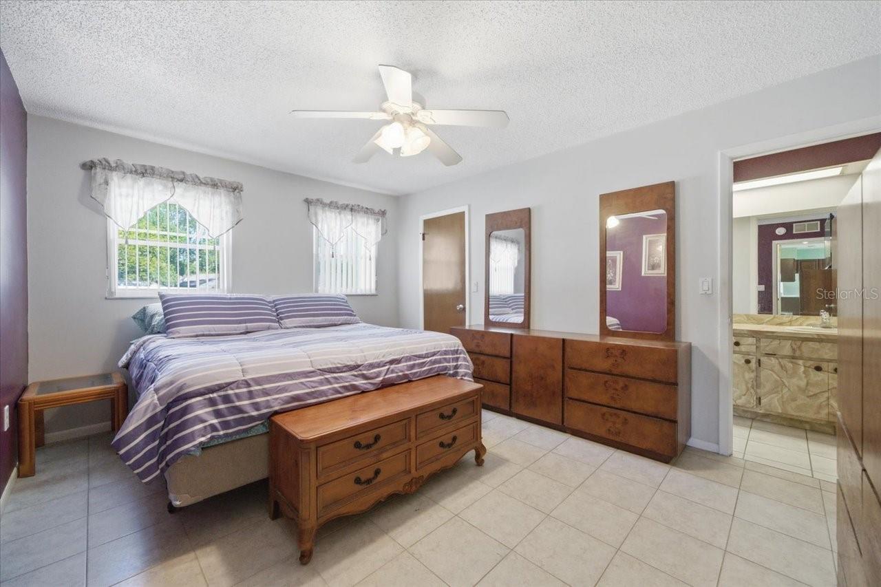 Image 9 of 18 For 6307 Kingway Lane