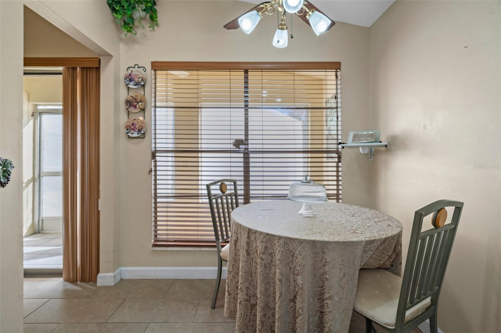 Image 8 of 19 For 4808 Vesper Court 34