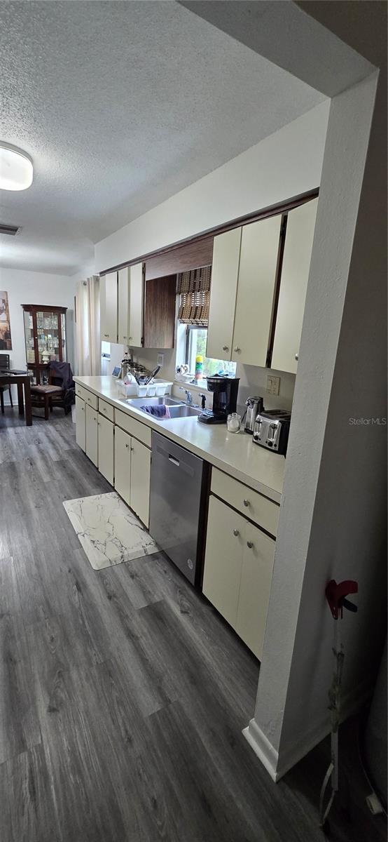 Image 19 of 32 For 6456 Cedar Side Avenue