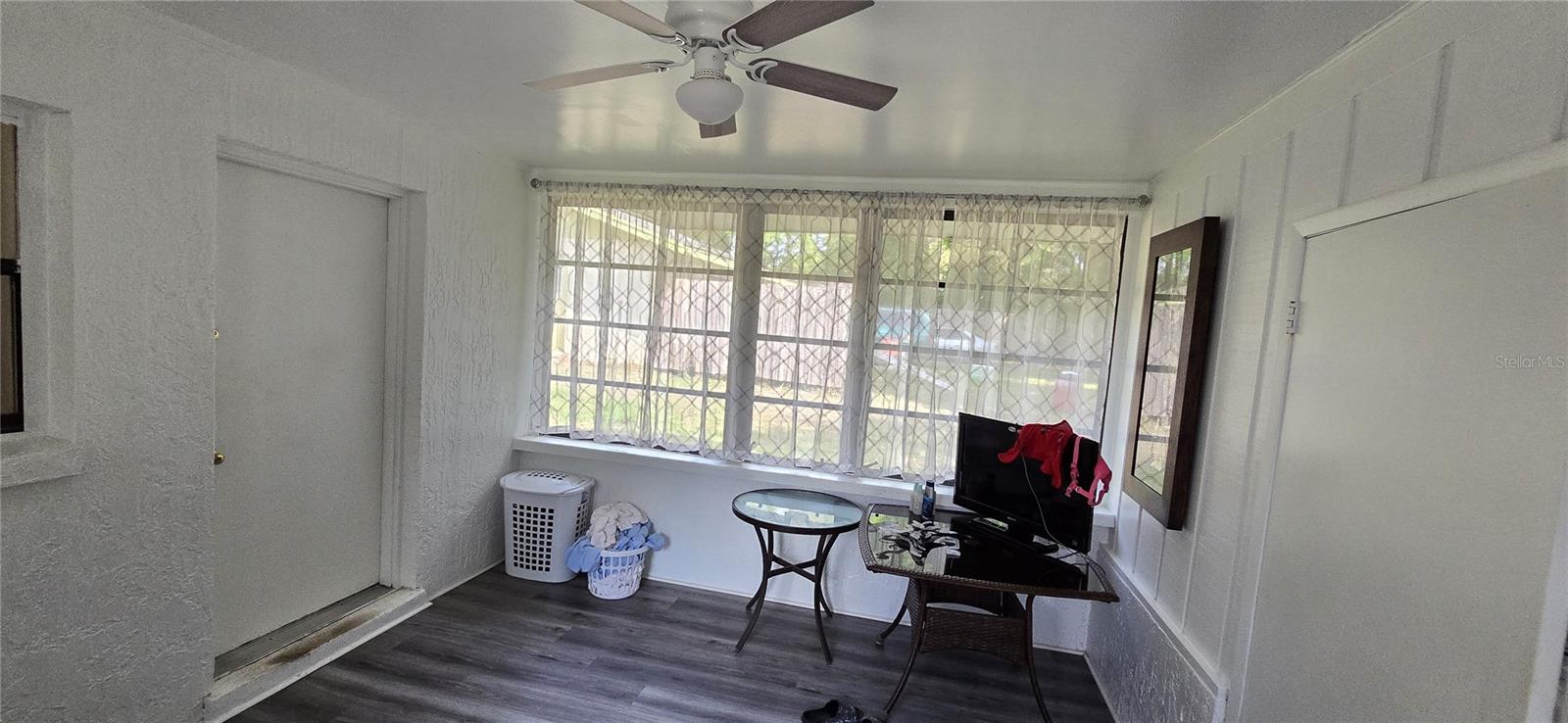 Image 24 of 32 For 6456 Cedar Side Avenue