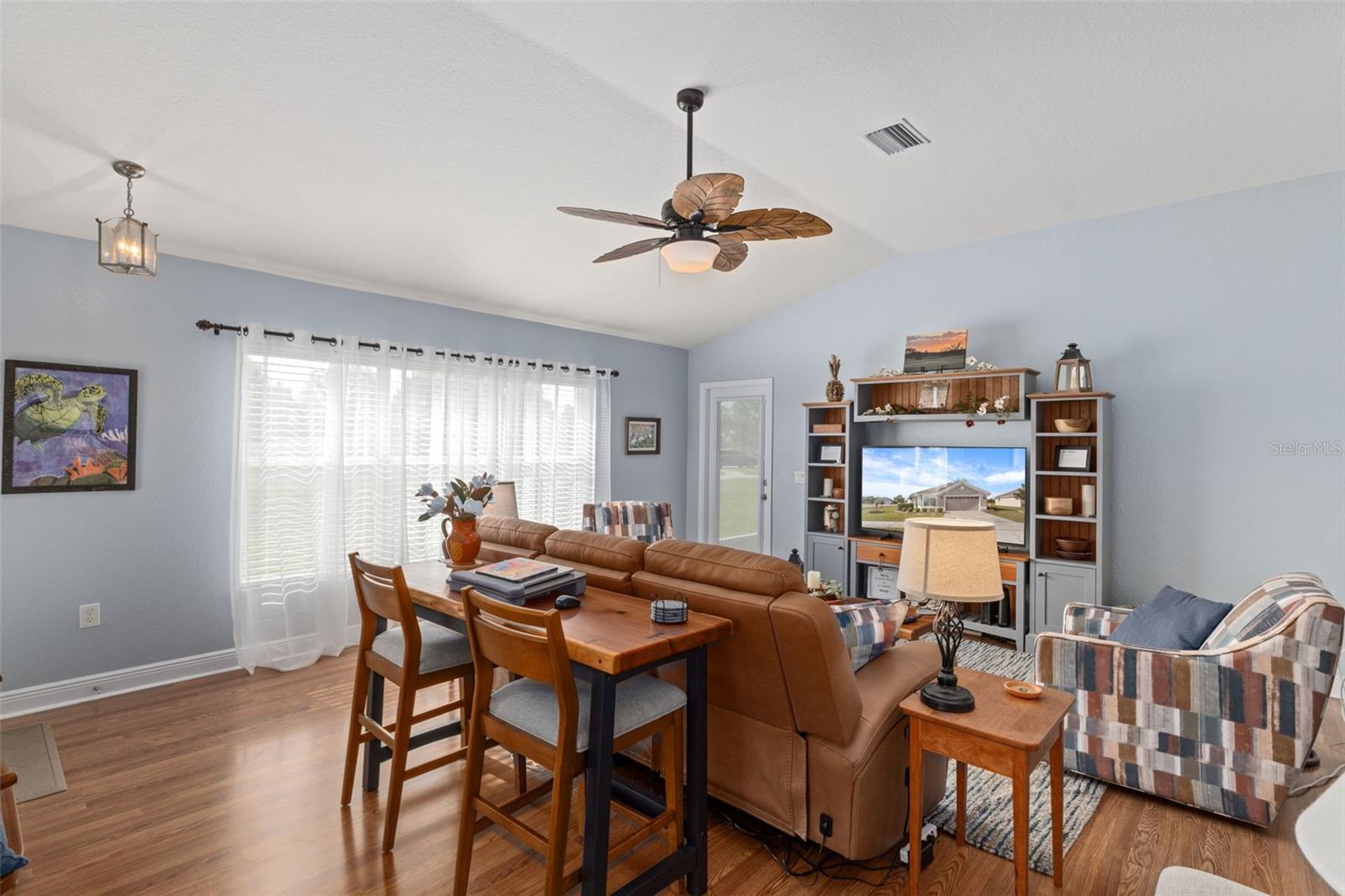 Image 10 of 42 For 6902 Wirevine Drive