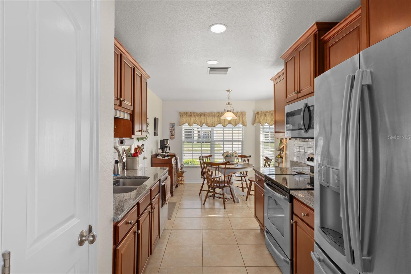 Image 13 of 42 For 6902 Wirevine Drive