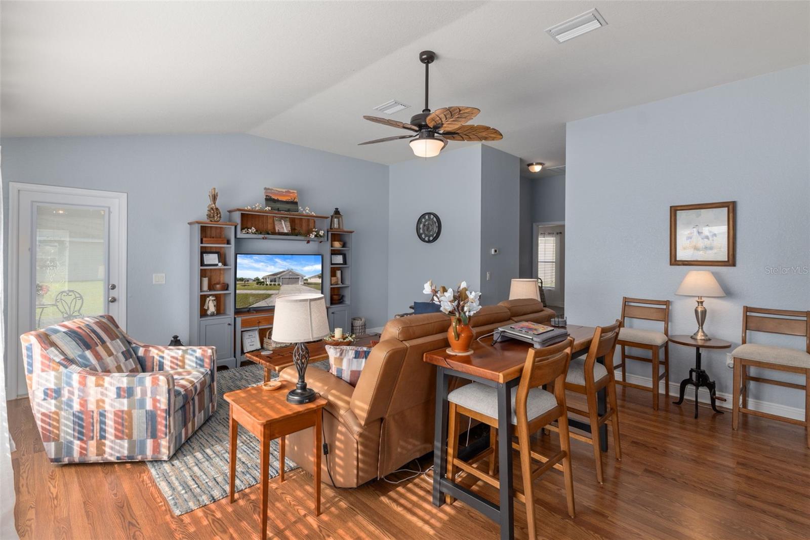 Image 2 of 42 For 6902 Wirevine Drive