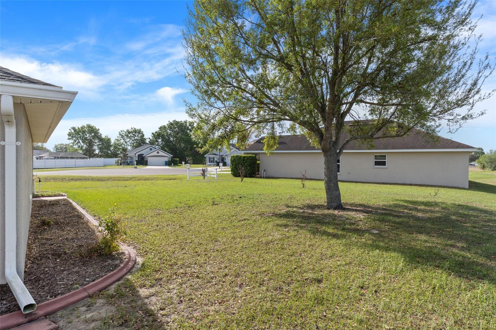 Image 29 of 42 For 6902 Wirevine Drive