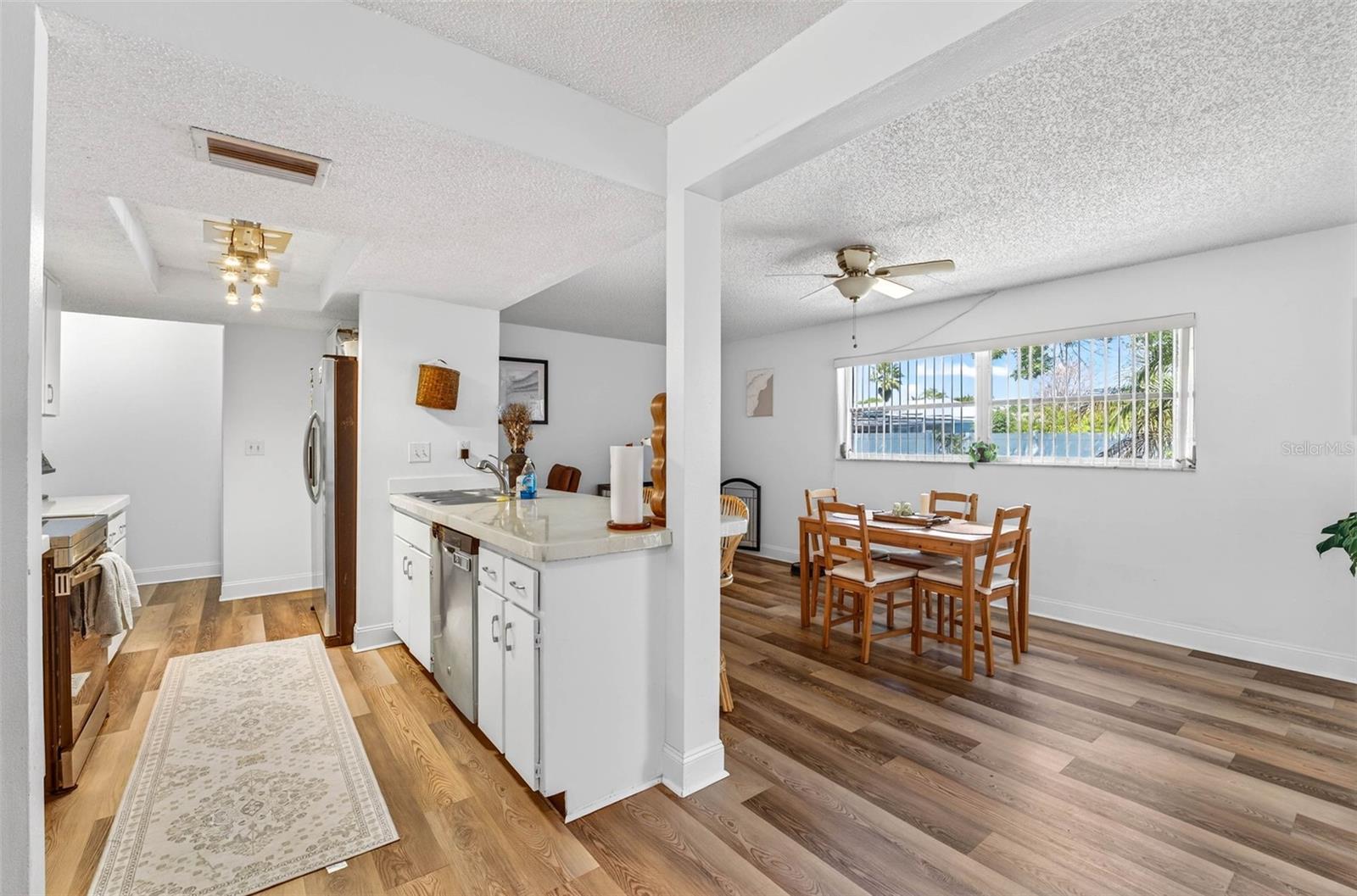 Image 14 of 37 For 1129 Forbes Trace