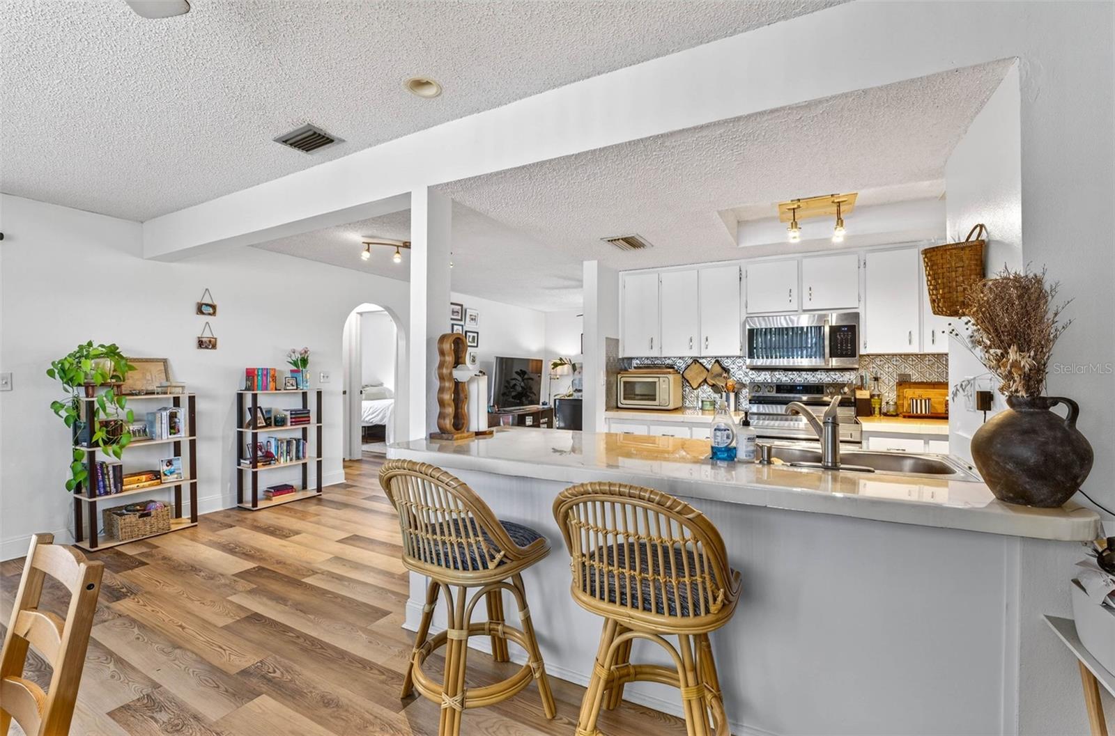 Image 18 of 37 For 1129 Forbes Trace