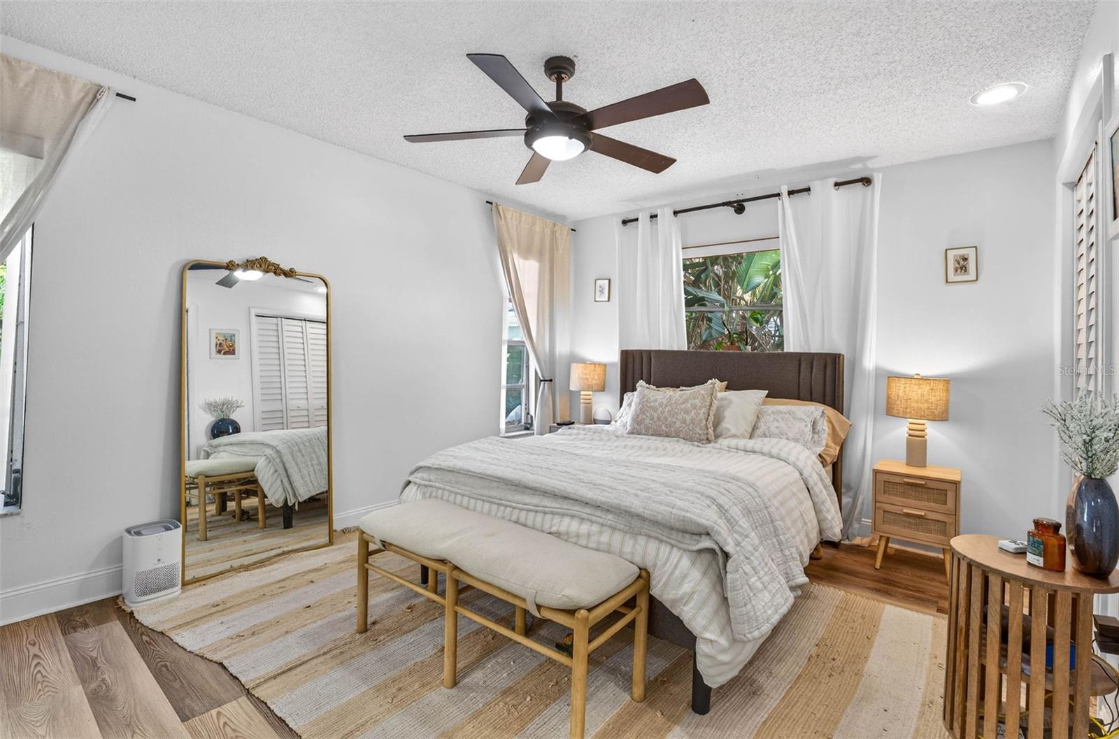 Image 26 of 37 For 1129 Forbes Trace