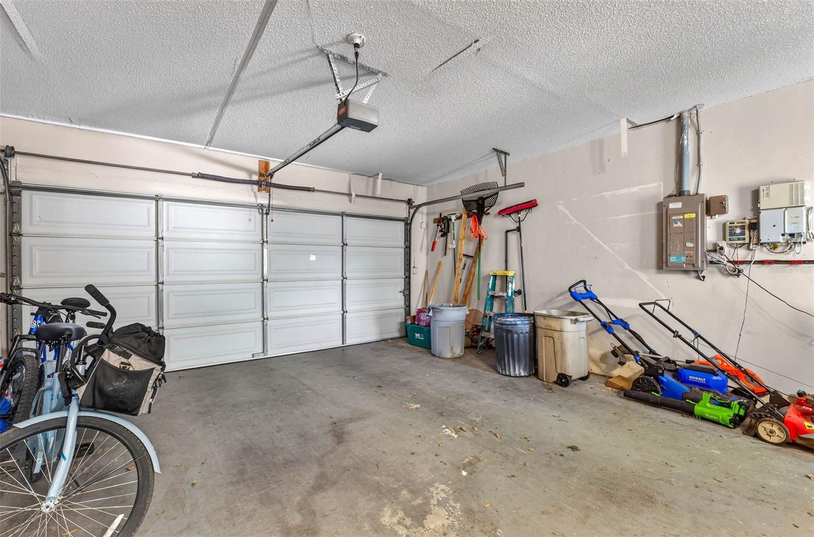 Image 30 of 37 For 1129 Forbes Trace