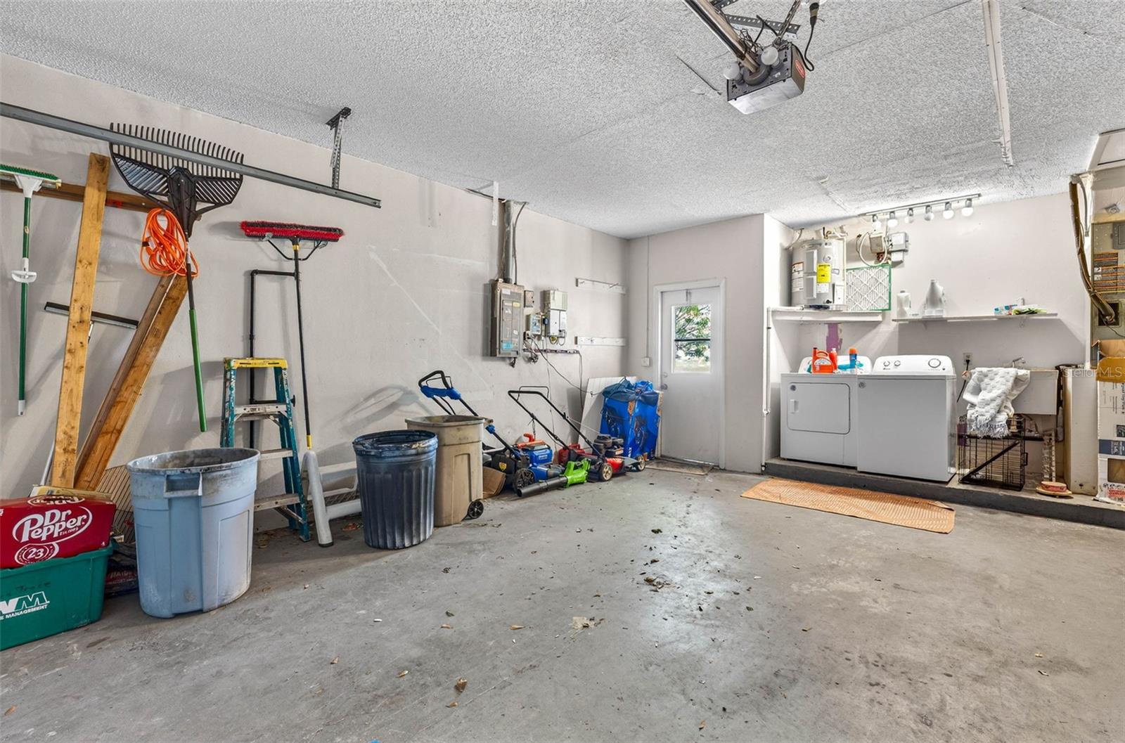 Image 31 of 37 For 1129 Forbes Trace