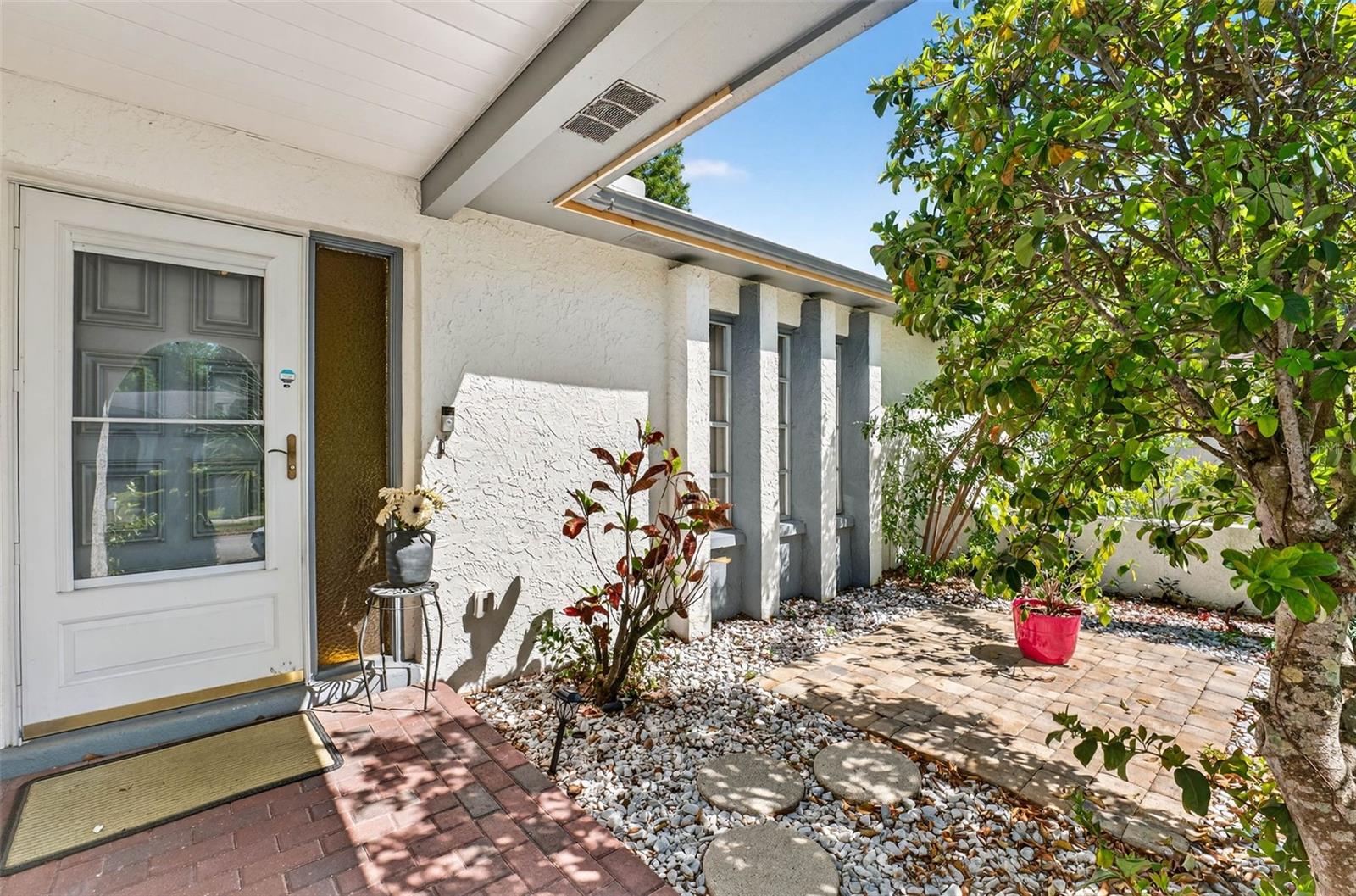 Image 7 of 37 For 1129 Forbes Trace