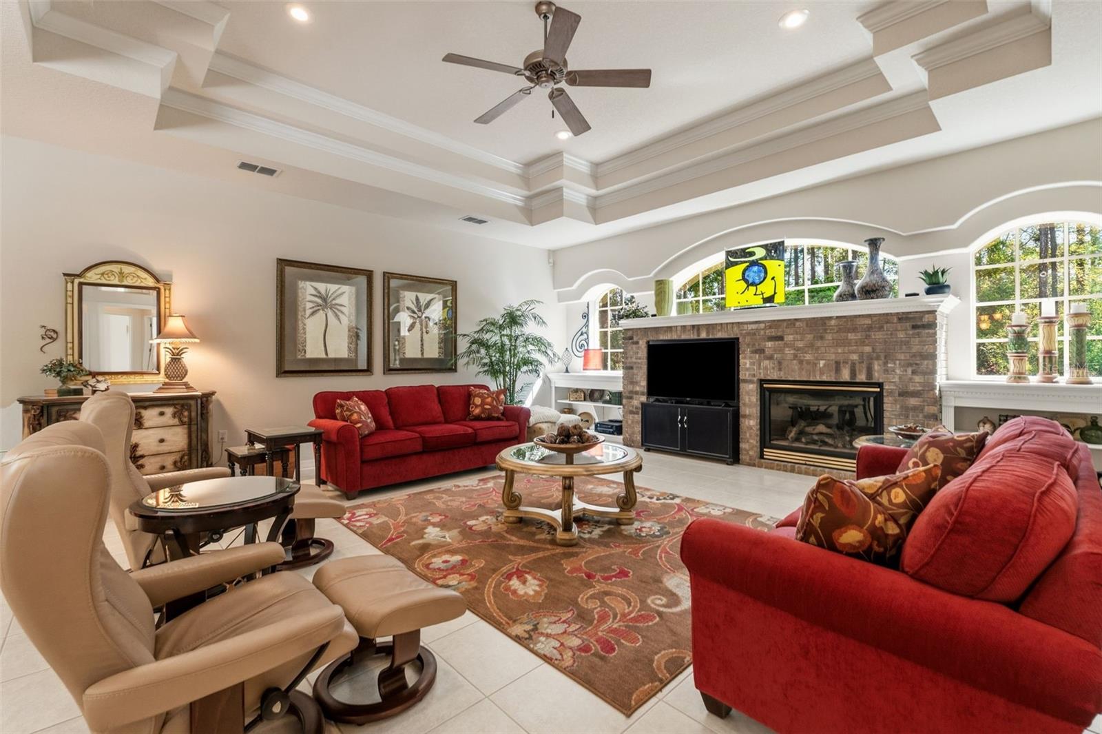 Image 18 of 63 For 10260 Waters Edge Court