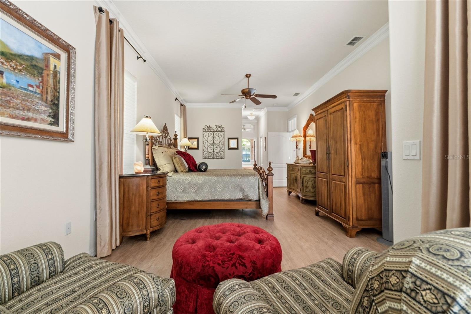 Image 32 of 63 For 10260 Waters Edge Court