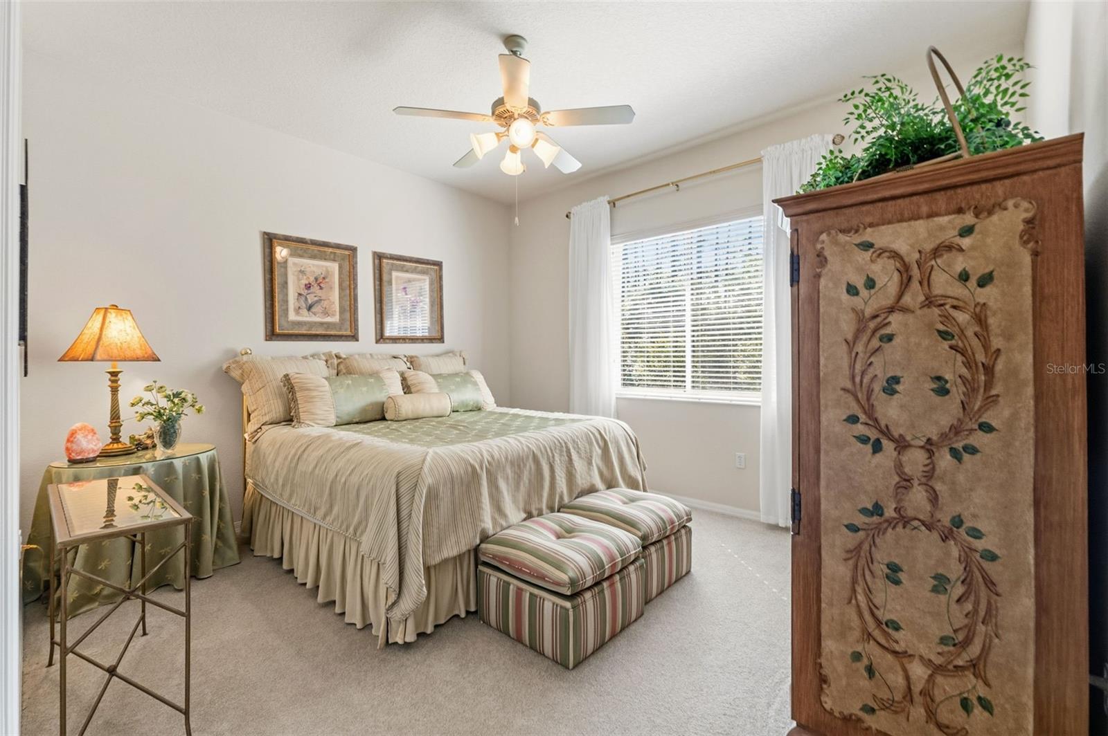 Image 42 of 63 For 10260 Waters Edge Court