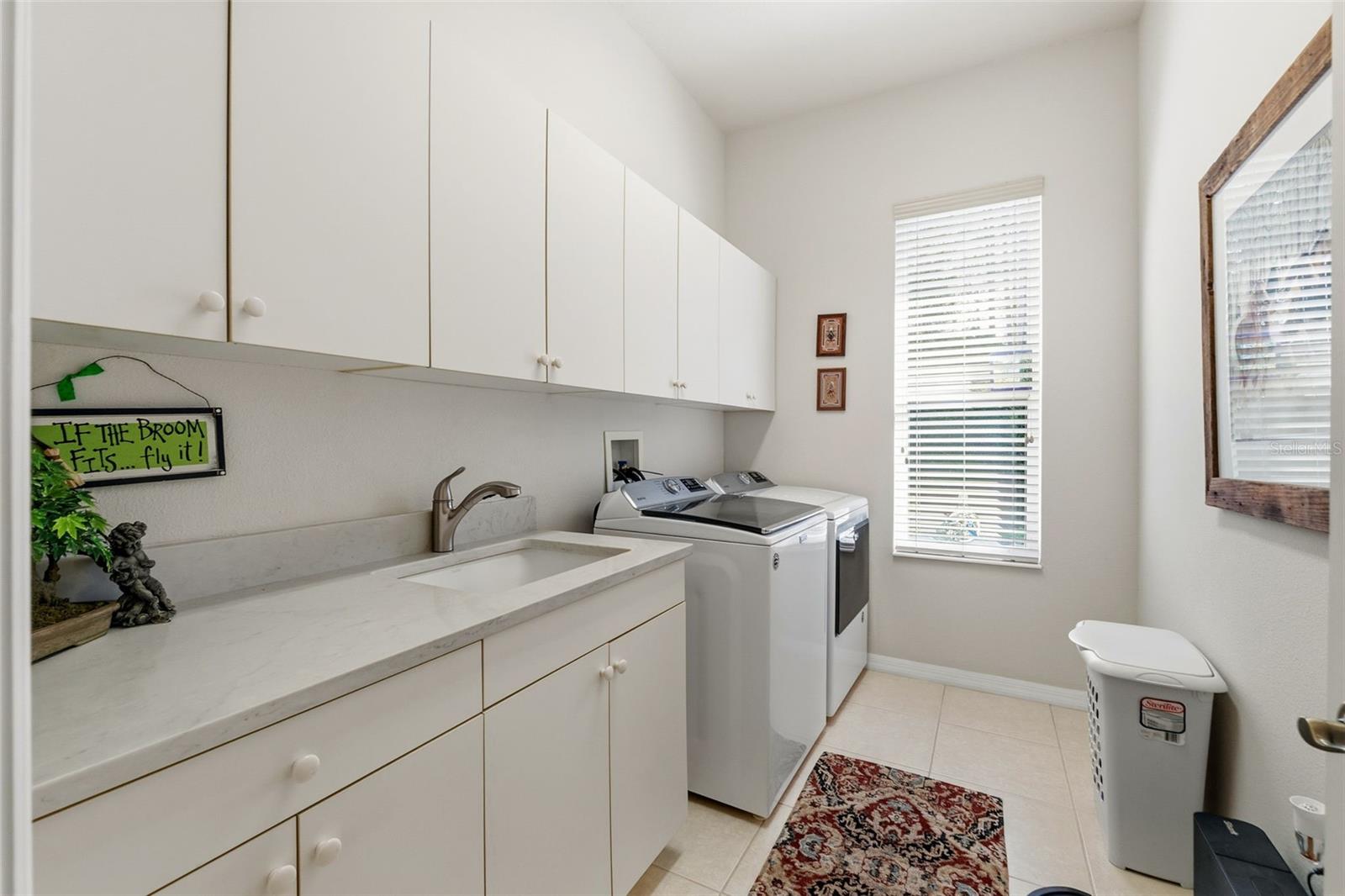 Image 46 of 63 For 10260 Waters Edge Court