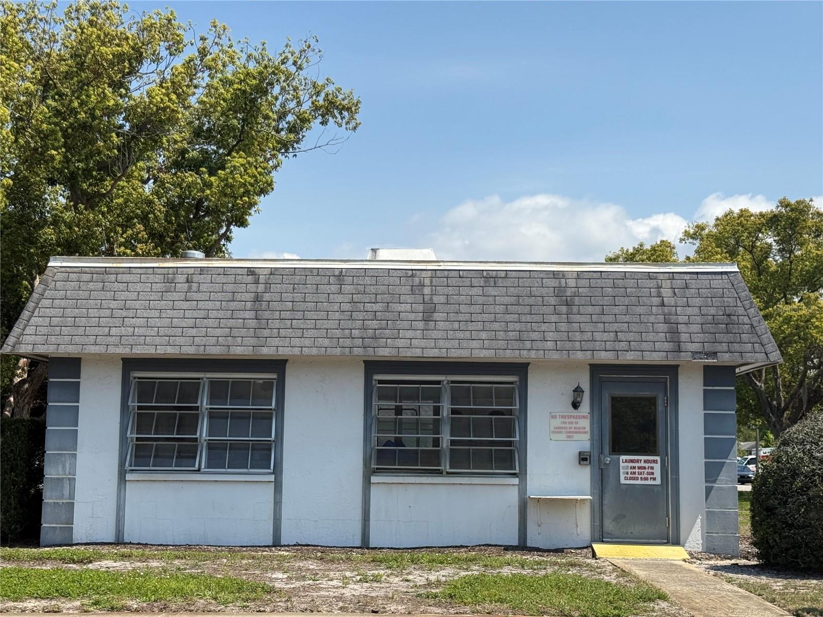 Image 21 of 23 For 4244 Sheldon Place 4244