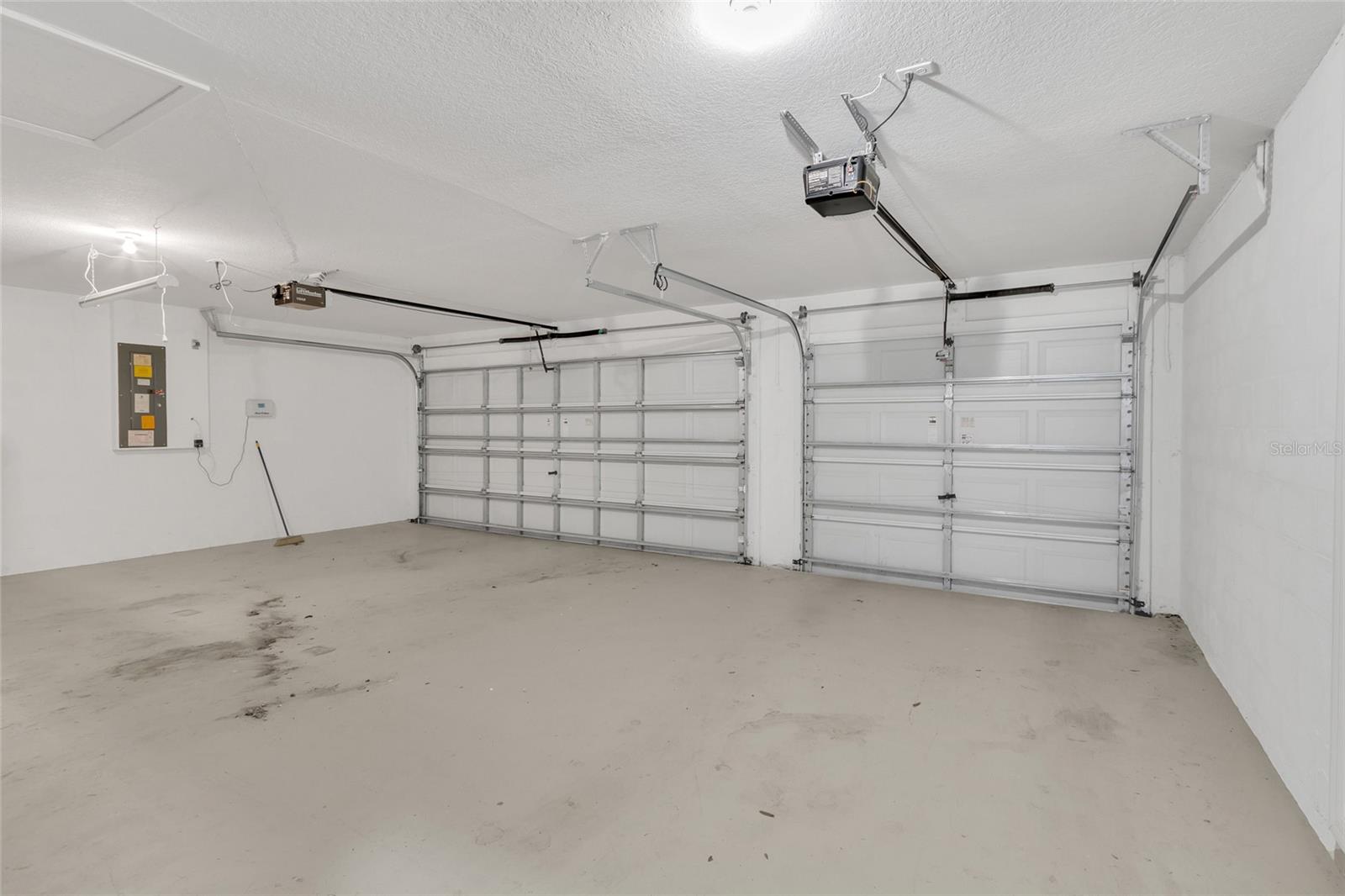 Image 22 of 56 For 13444 Haverhill Drive