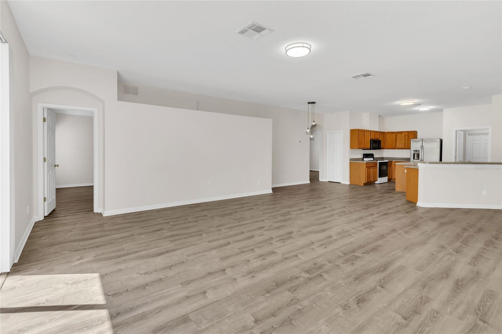 Image 5 of 56 For 13444 Haverhill Drive