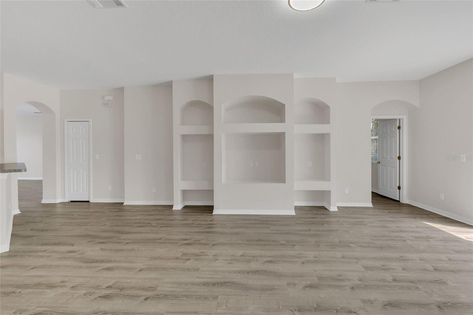 Image 6 of 56 For 13444 Haverhill Drive
