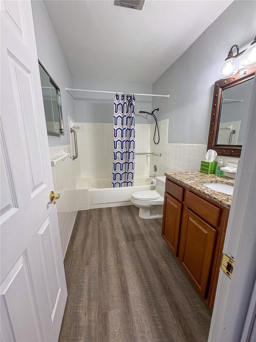 Image 19 of 25 For 2451 Canadian Way 47