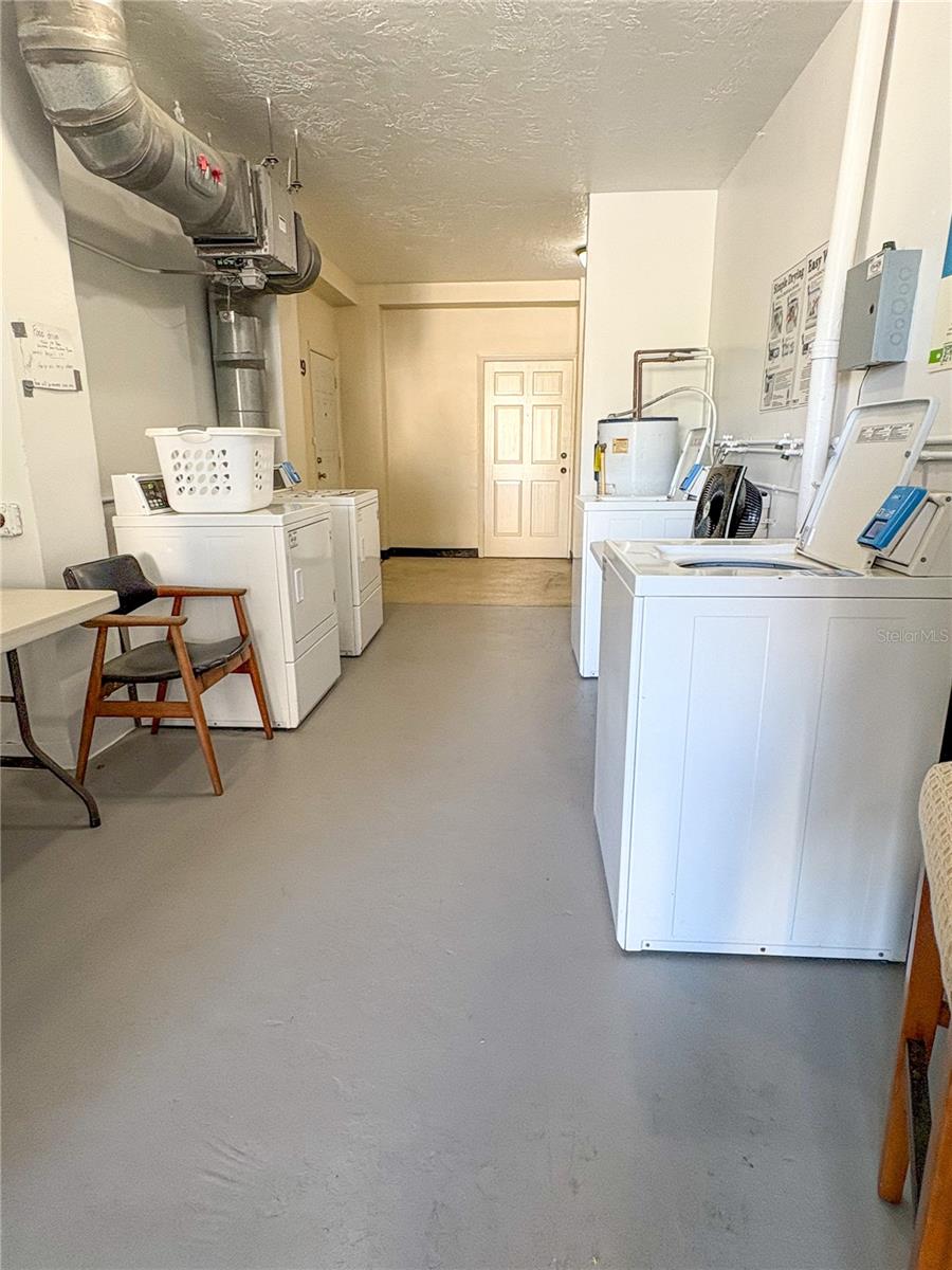 Image 21 of 25 For 2451 Canadian Way 47