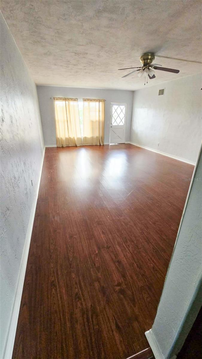 Image 5 of 25 For 2451 Canadian Way 47