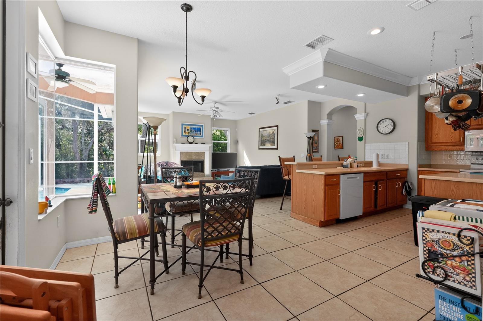 Image 13 of 42 For 14024 Warm Springs Court