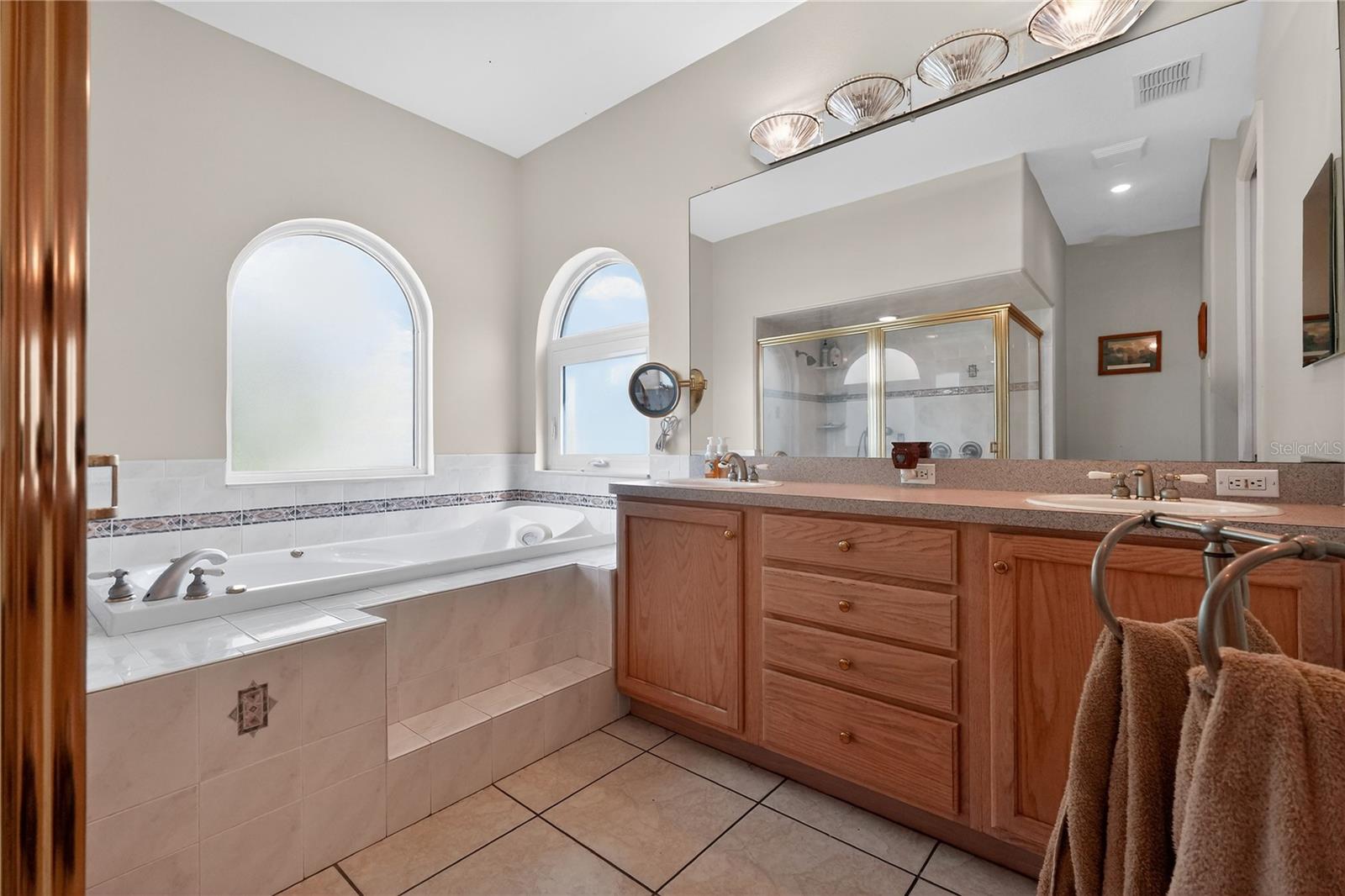 Image 21 of 42 For 14024 Warm Springs Court