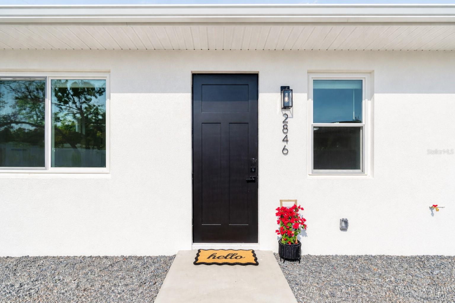 Image 29 of 77 For 2844 30th Avenue N