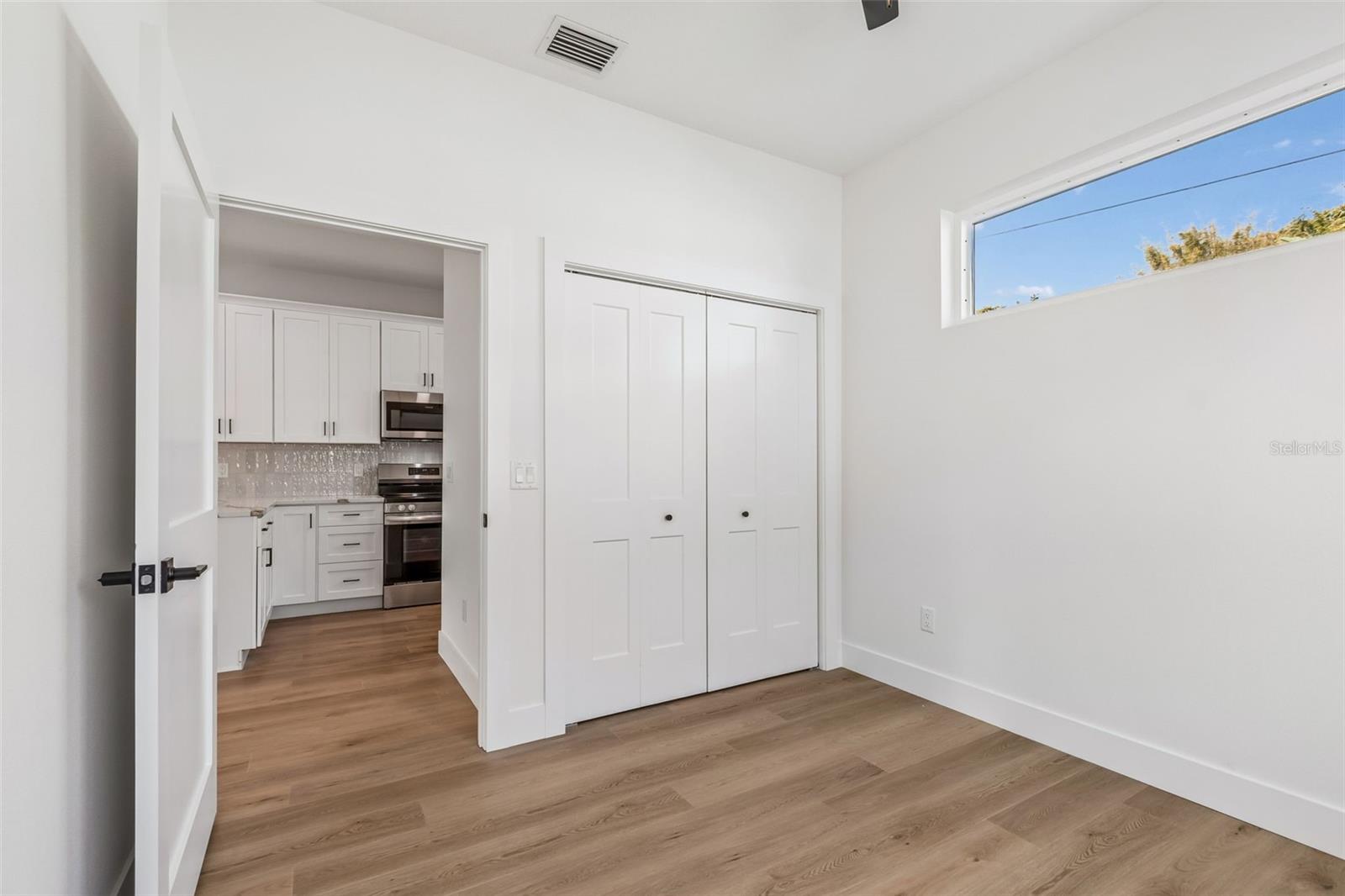 Image 53 of 77 For 2844 30th Avenue N