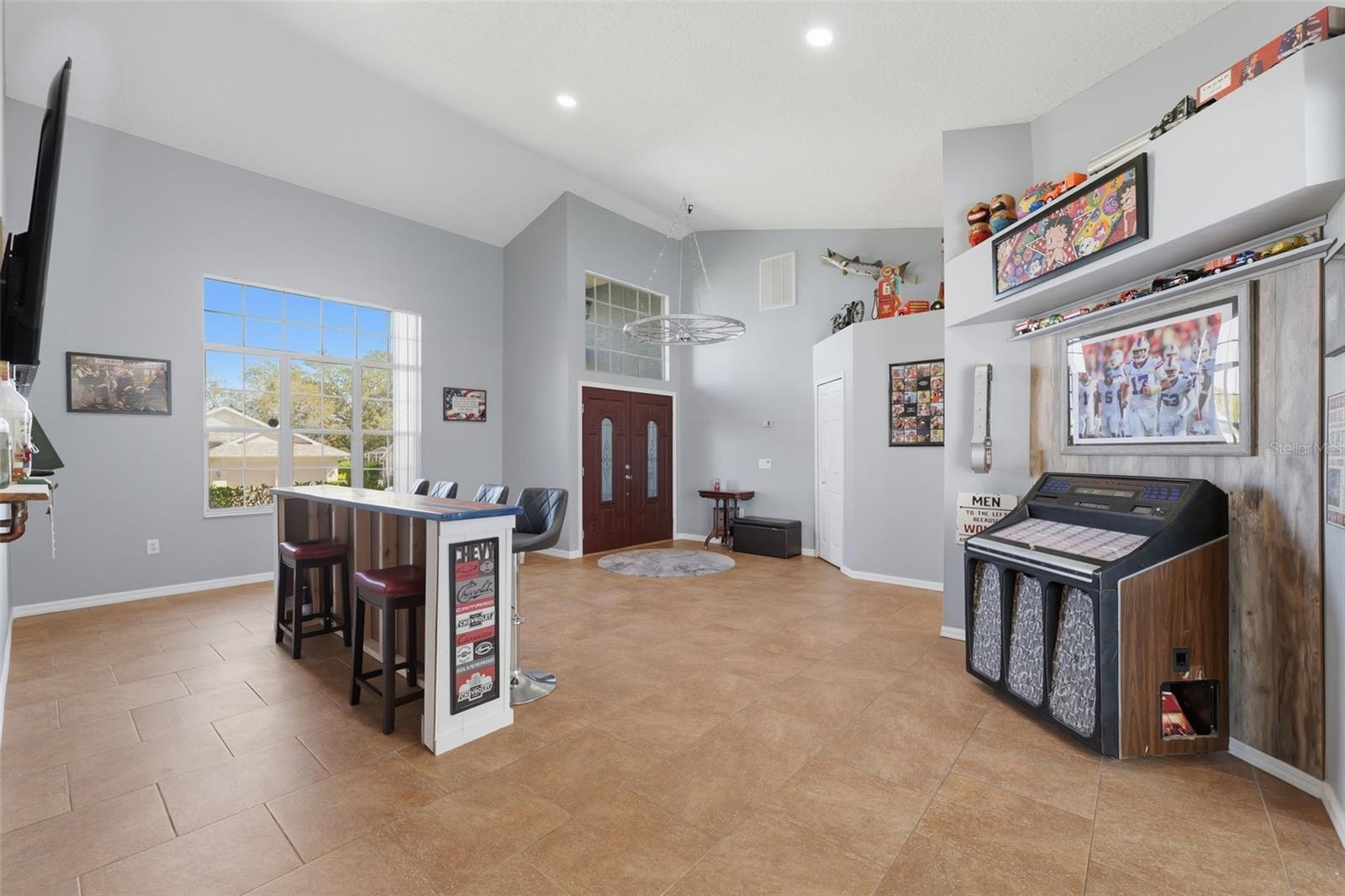 Image 10 of 59 For 7442 Aloe Drive