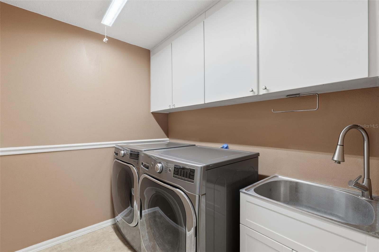 Image 37 of 59 For 7442 Aloe Drive