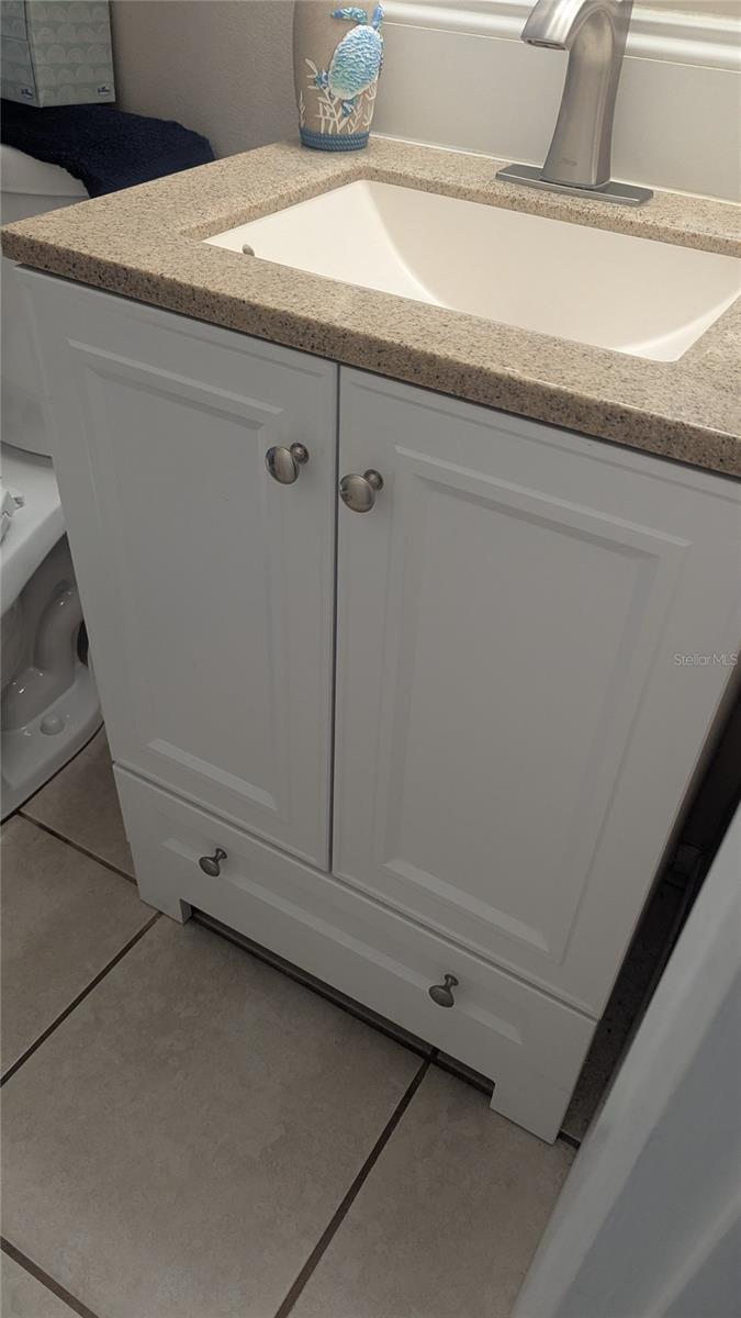 Image 6 of 17 For 9136 Lunar Lane