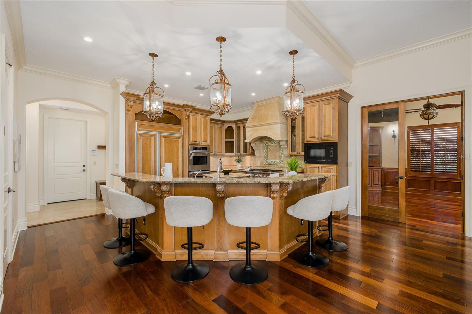 Image 16 of 99 For 9943 Milano Drive