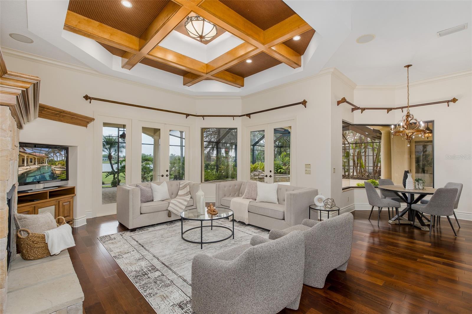 Image 27 of 99 For 9943 Milano Drive