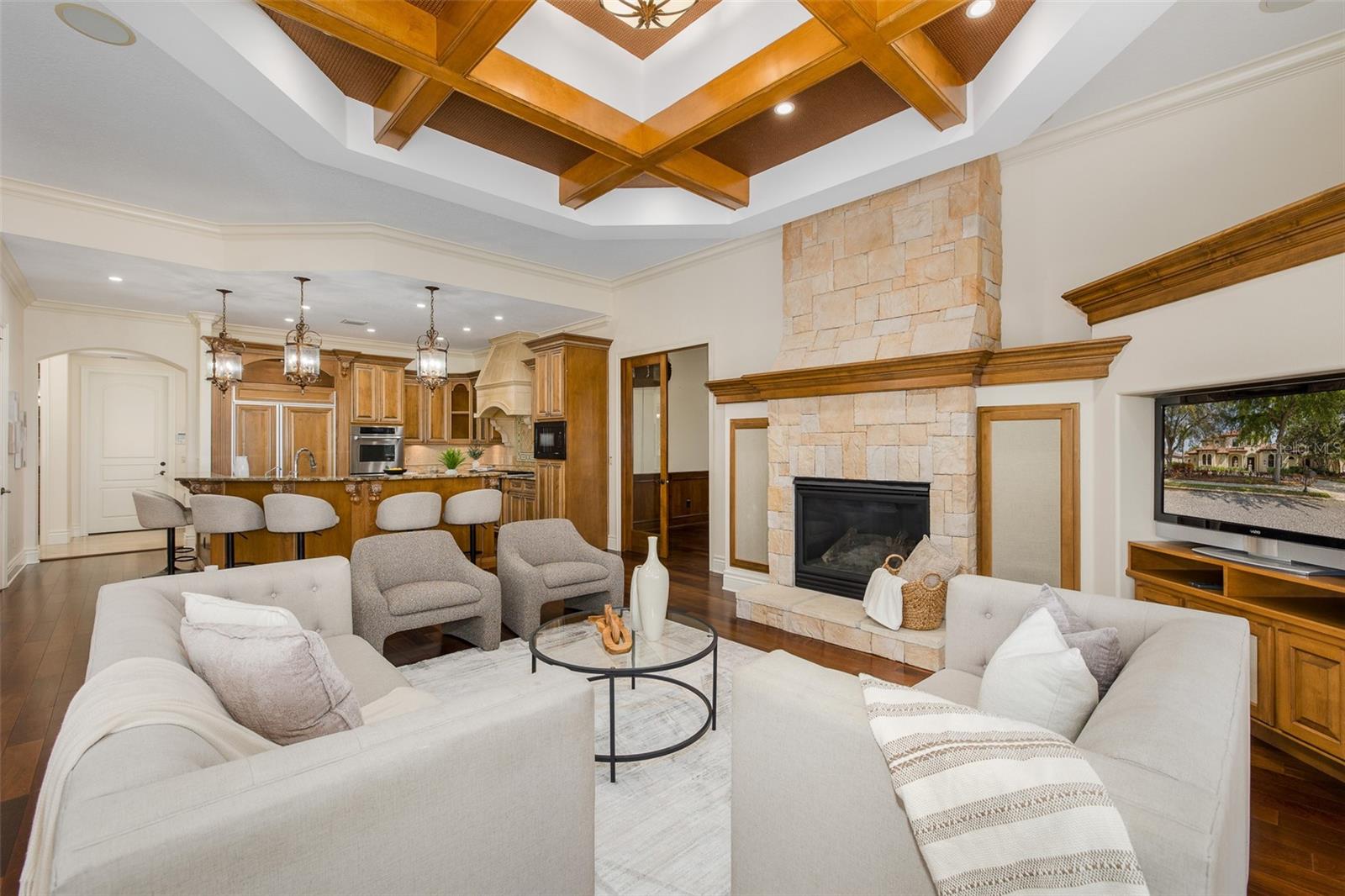 Image 28 of 99 For 9943 Milano Drive