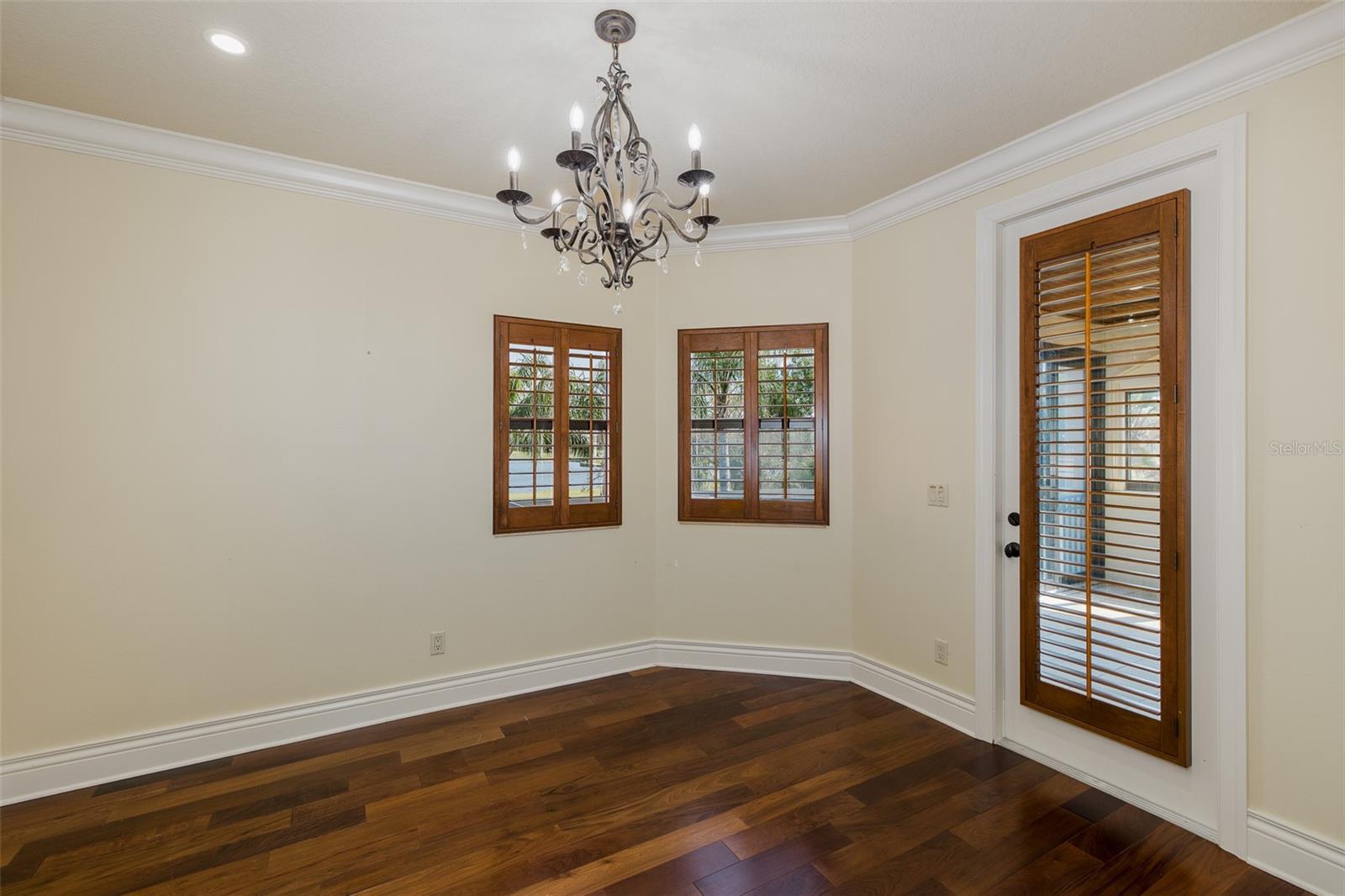 Image 51 of 99 For 9943 Milano Drive