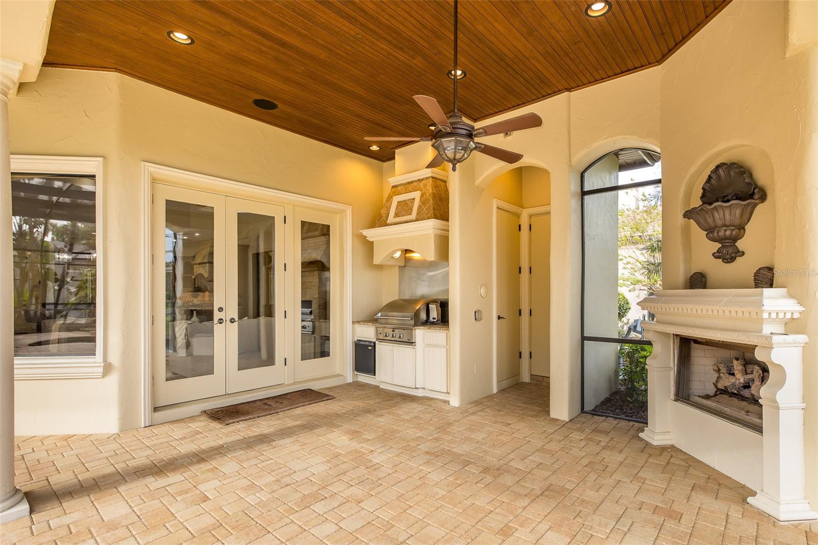 Image 77 of 99 For 9943 Milano Drive