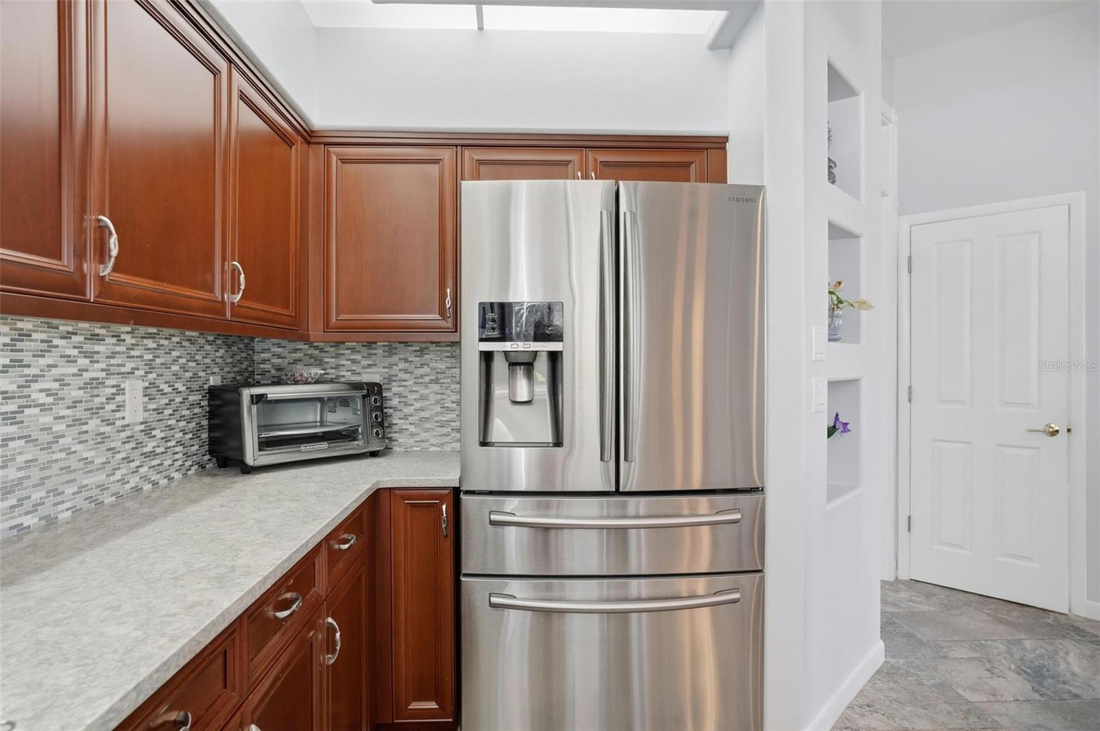 Image 24 of 90 For 18729 Bascomb Lane